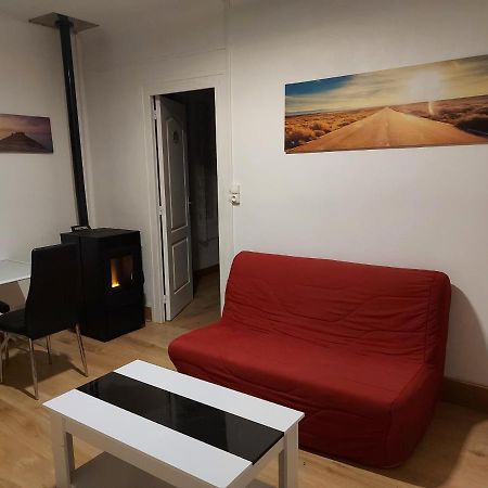 Le Studio D Olivia Avallon Exteriör bild